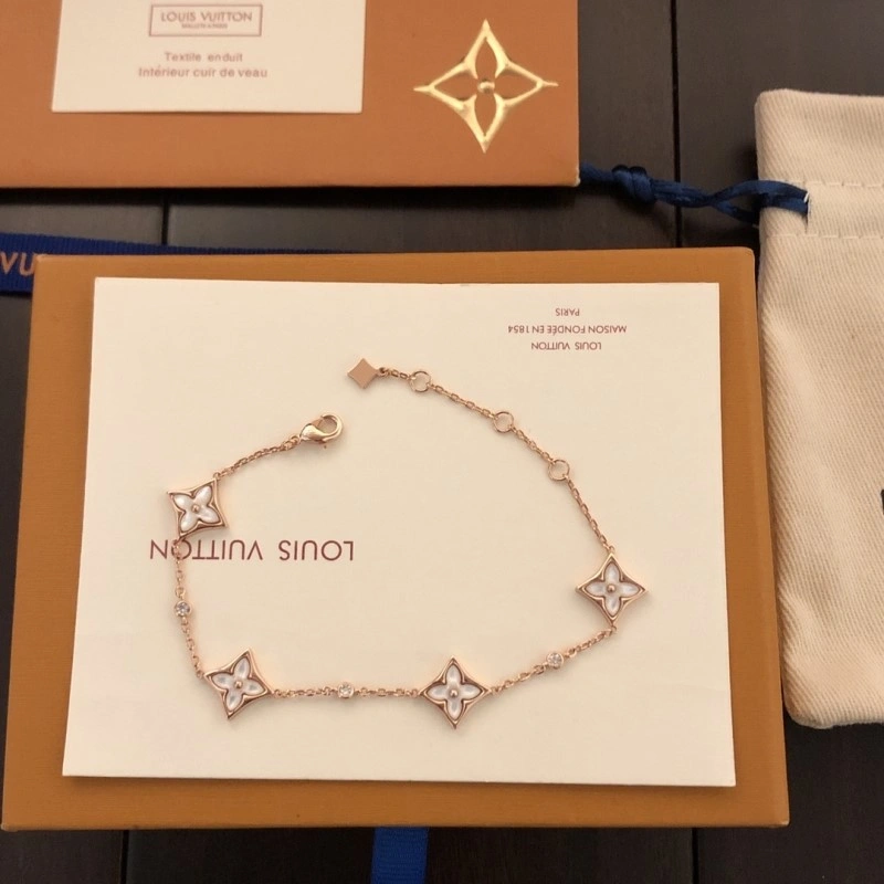 Sophisticated Louis Vuitton Bracelets 248277