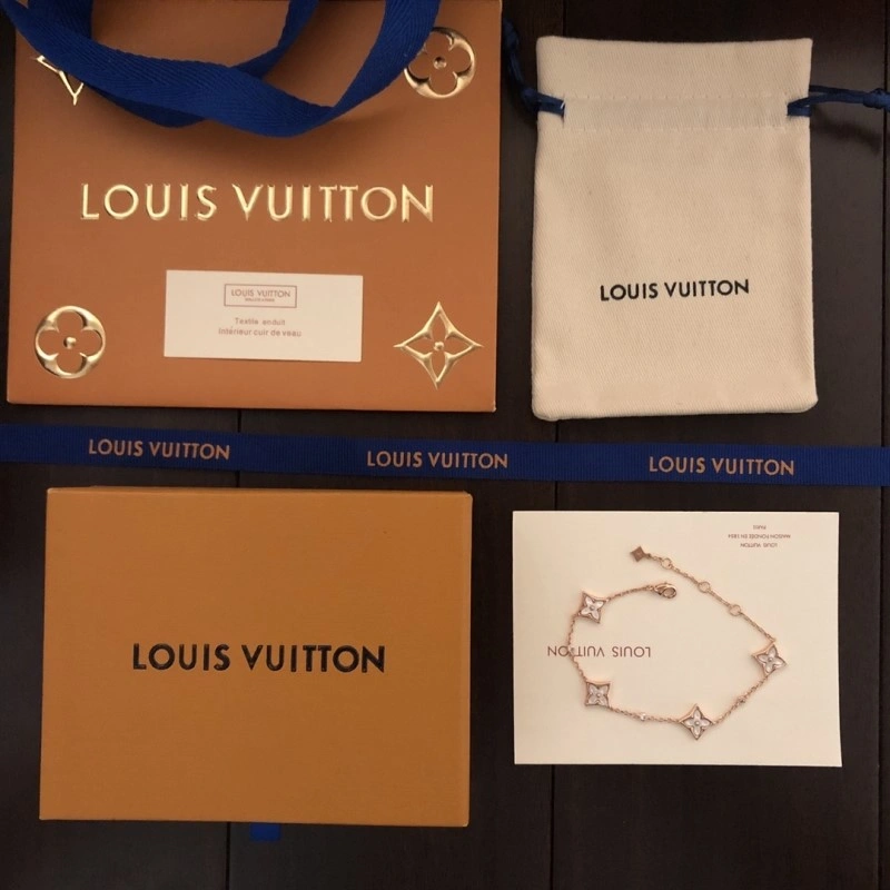 Sophisticated Louis Vuitton Bracelets 248277