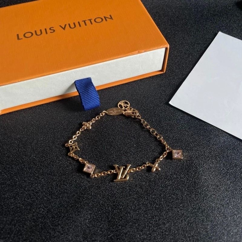 Louis Vuitton Bracelets Lightweight 248283