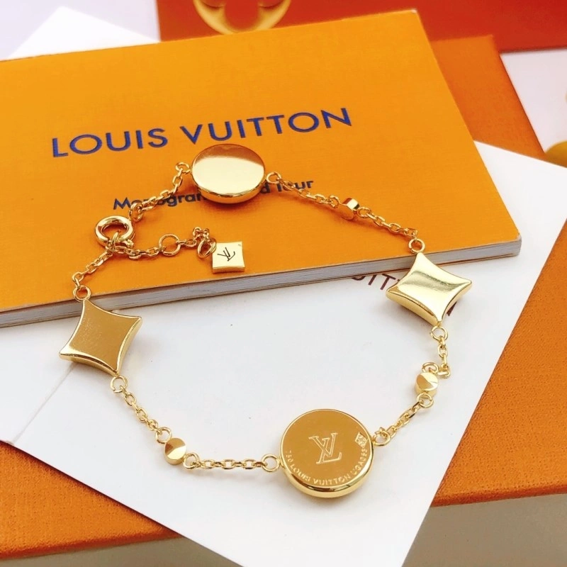 MultiPurpose Louis Vuitton Bracelets 248269