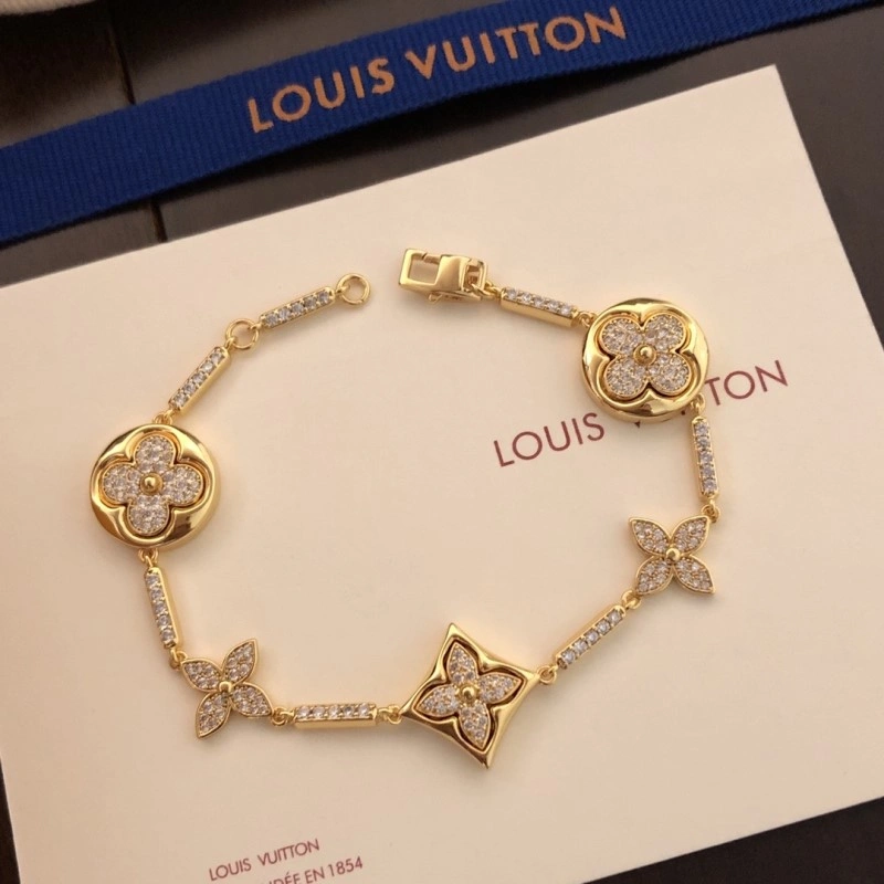 Fashionable Louis Vuitton Bracelets 248261