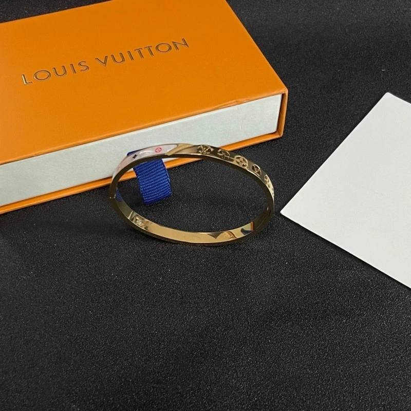 Louis Vuitton Bracelets Popular 248255