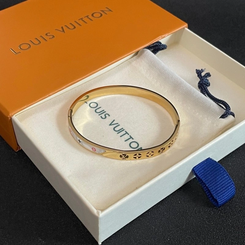 Louis Vuitton Bracelets Popular 248255
