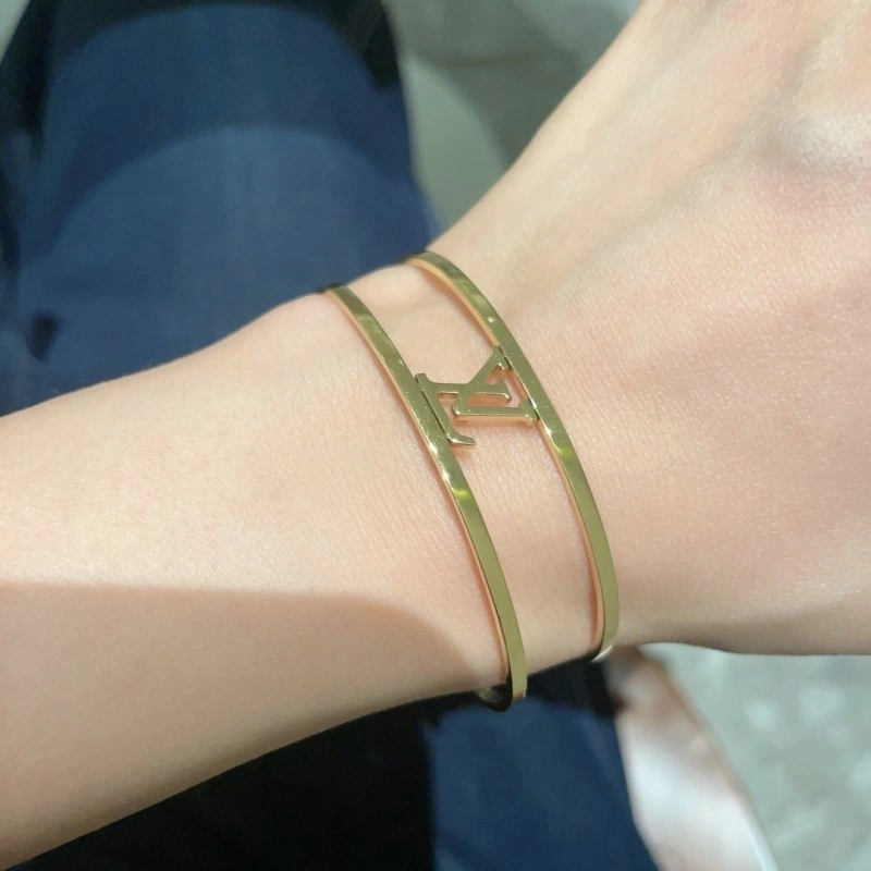 Affordable Louis Vuitton Bracelets 248254