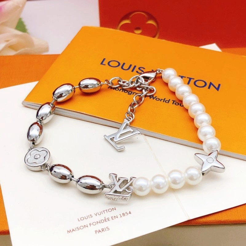 Louis Vuitton Bracelets Upgraded 248236