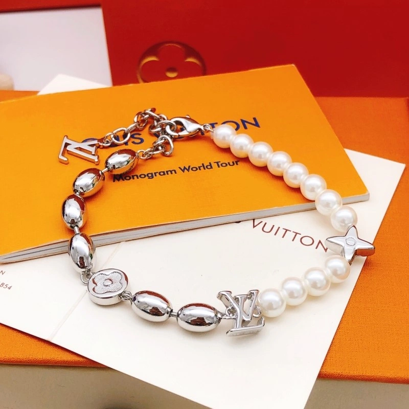 Louis Vuitton Bracelets Upgraded 248236