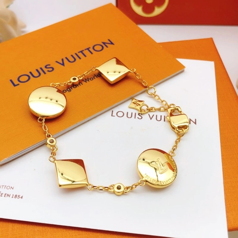 Chic Louis Vuitton Bracelets 248240