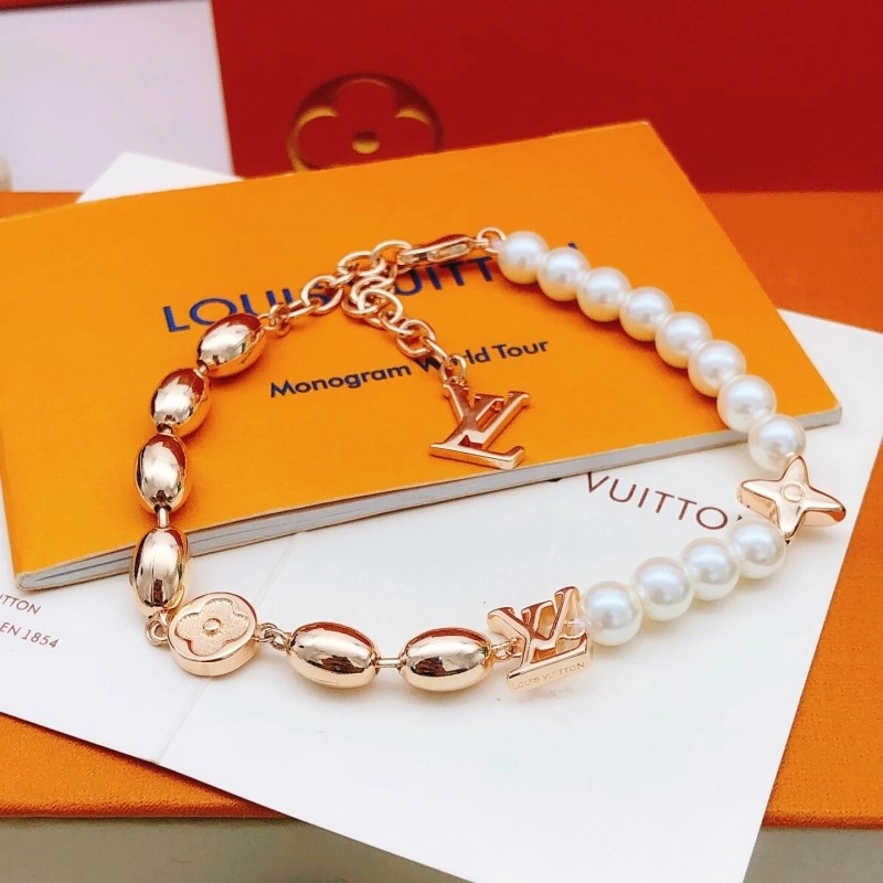 Louis Vuitton Bracelets EyeCatching 248238