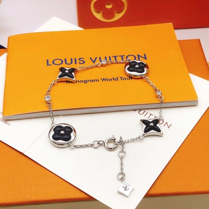 Stylish Louis Vuitton Bracelets 248237