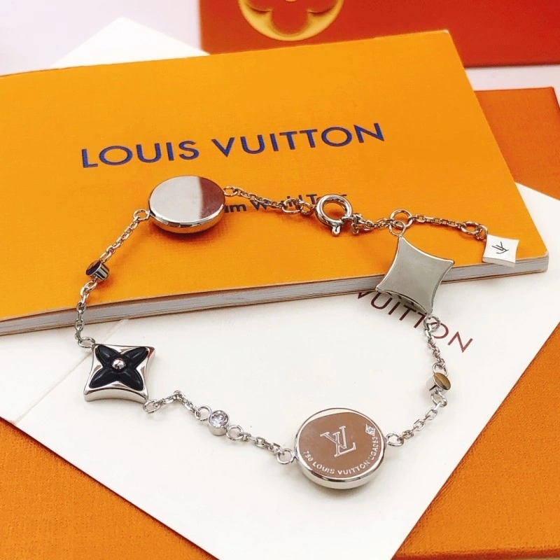 Stylish Louis Vuitton Bracelets 248237