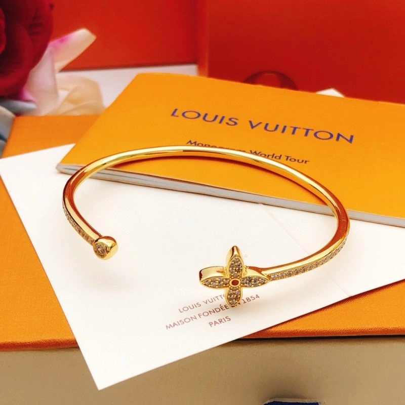 Louis Vuitton Bracelets Affordable 248244