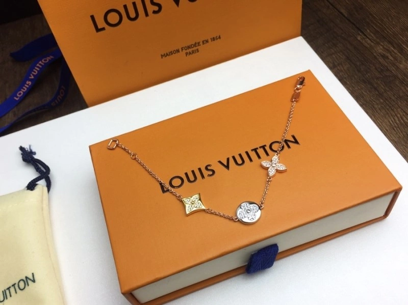 Unique Louis Vuitton Bracelets 248248