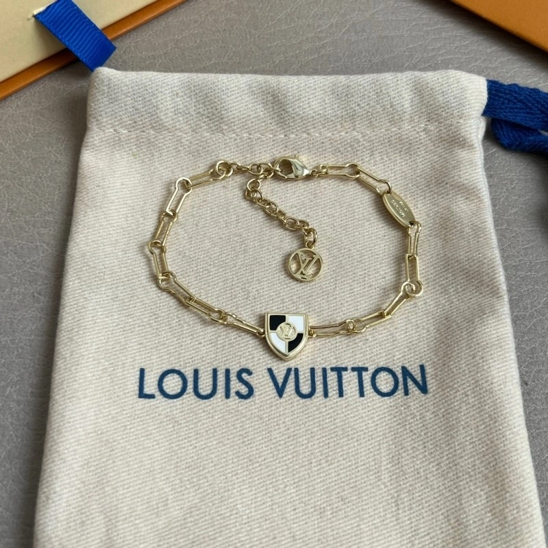 Cozy Louis Vuitton Bracelets 248230