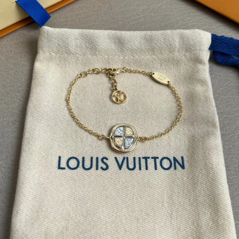 Sporty Louis Vuitton Bracelets 248228