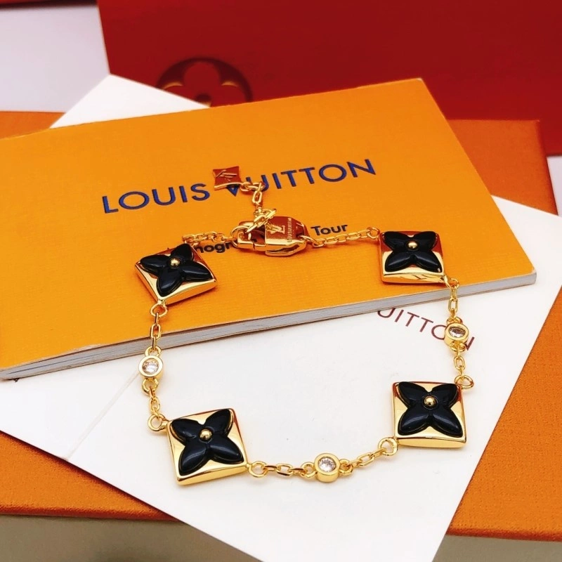 Louis Vuitton Bracelets Lightweight 248222