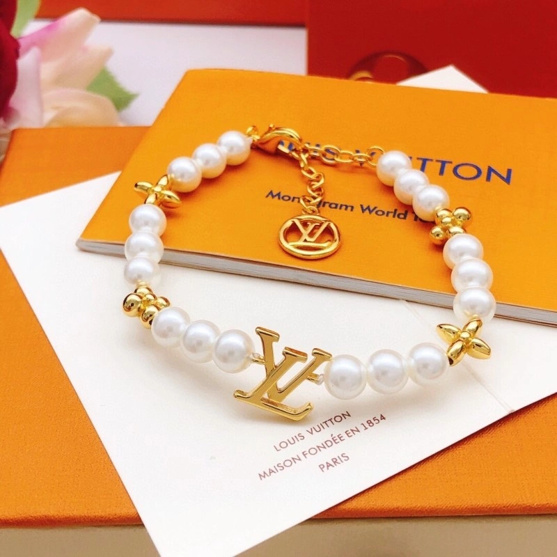 Sporty Louis Vuitton Bracelets 248223