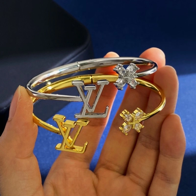 Louis Vuitton Bracelets WellDesigned 248221