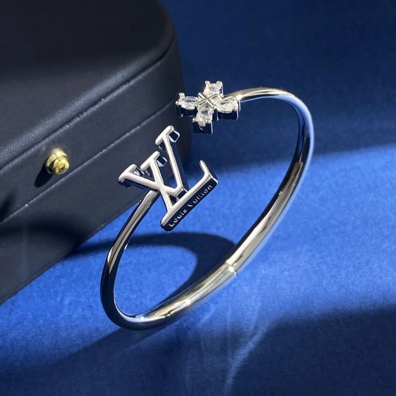 Louis Vuitton Bracelets WellDesigned 248221