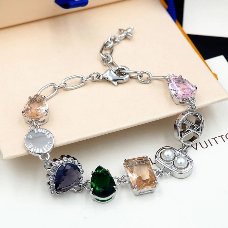 UrbanChic Louis Vuitton Bracelets 248218