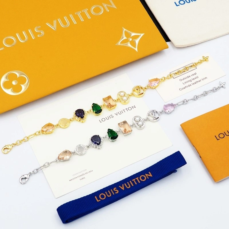UrbanChic Louis Vuitton Bracelets 248218