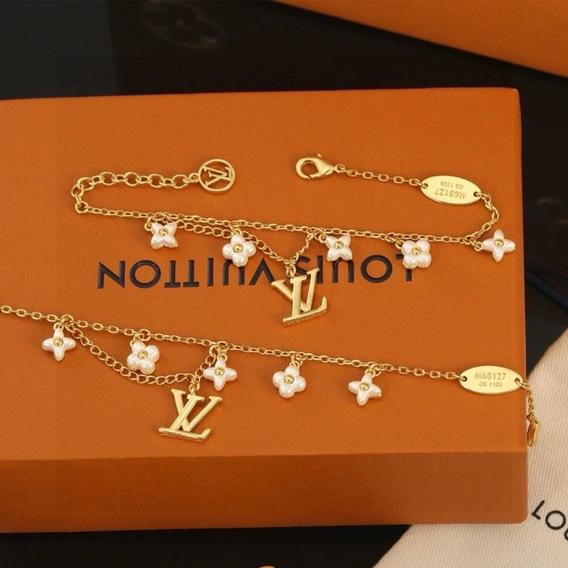 Louis Vuitton Bracelets Contemporary 248217