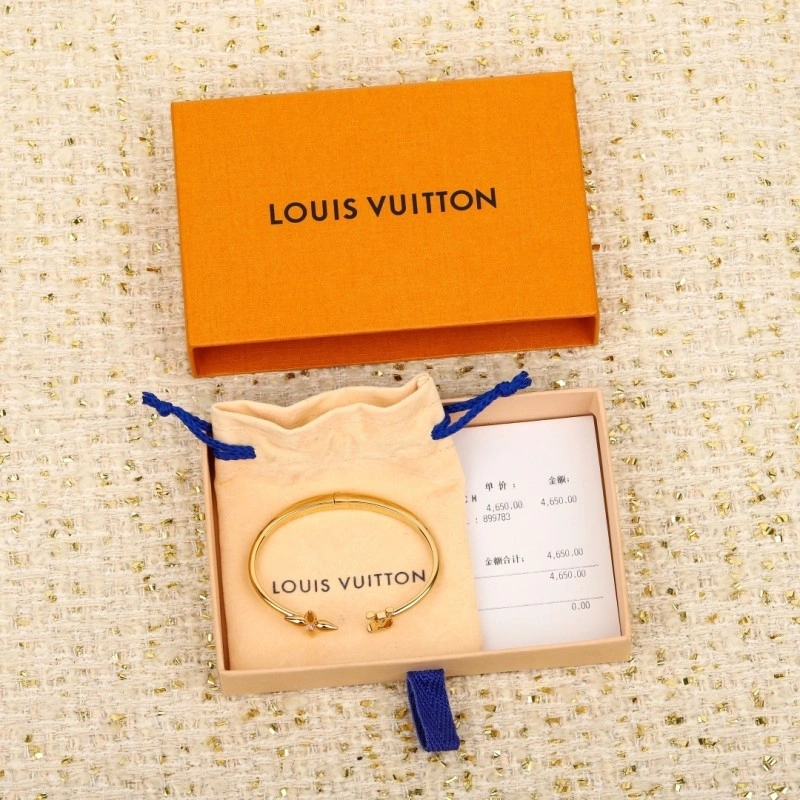 Louis Vuitton Bracelets Durable 248216