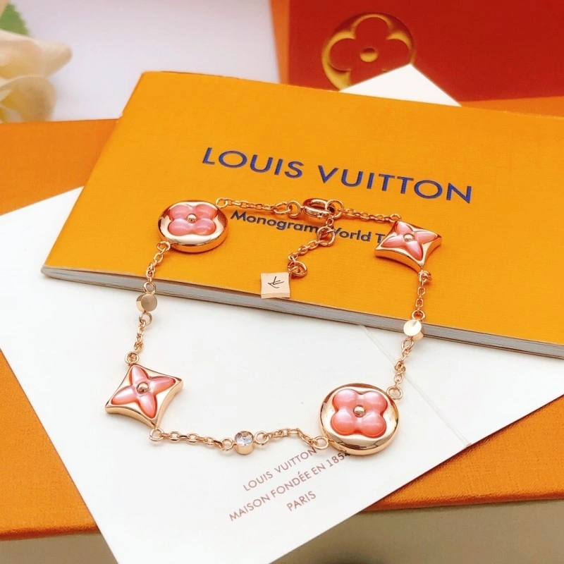 Cozy Louis Vuitton Bracelets 248215