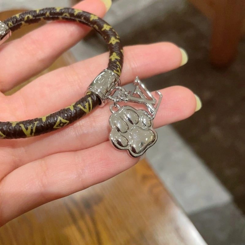 Louis Vuitton Bracelets Durable 248213
