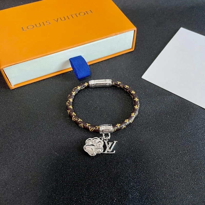 Louis Vuitton Bracelets Durable 248213
