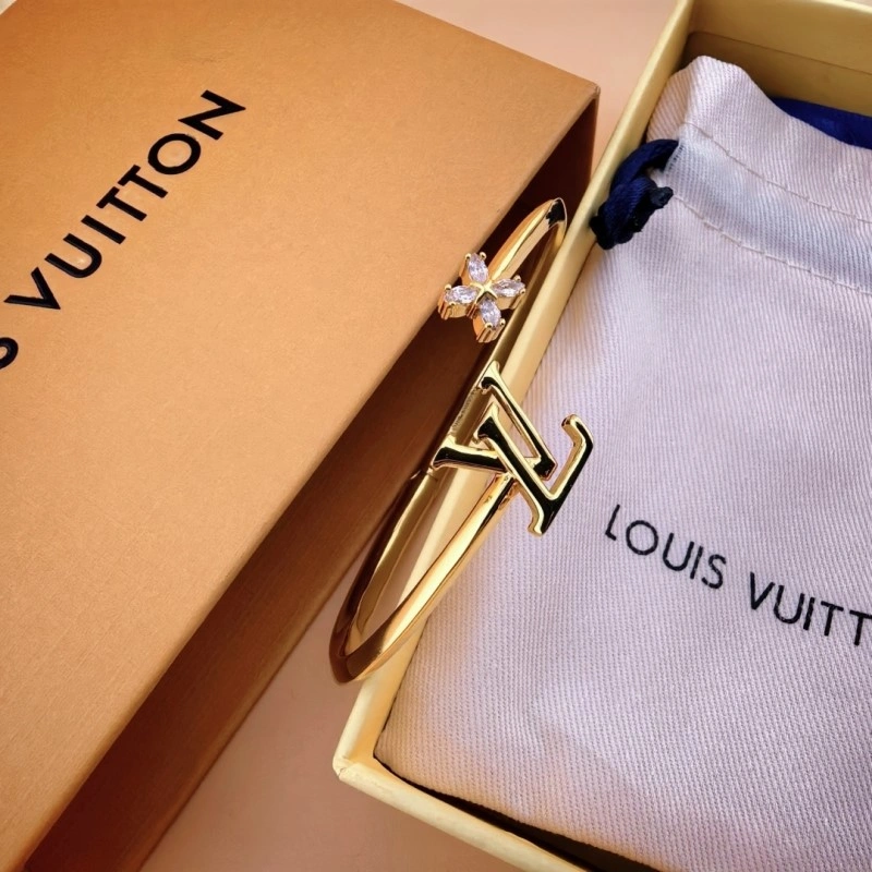 Louis Vuitton Bracelets Affordable 248181