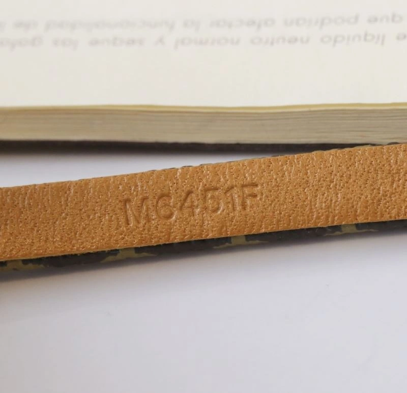 Lightweight Louis Vuitton Bracelets 256904