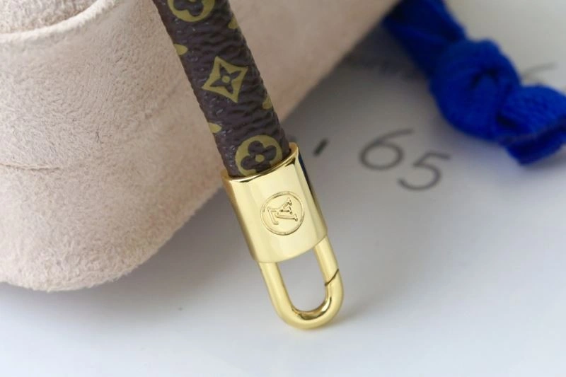 GoAnywhere Louis Vuitton Bracelets 256901
