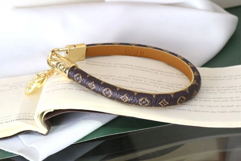 Louis Vuitton Bracelets WaterResistant 256898
