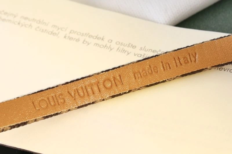 Louis Vuitton Bracelets WaterResistant 256898