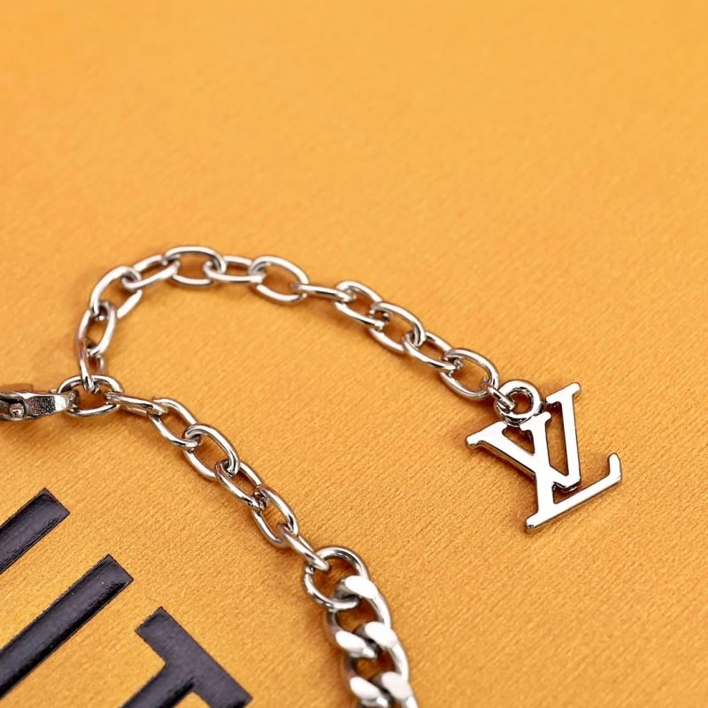 Louis Vuitton Bracelets Supportive 256896
