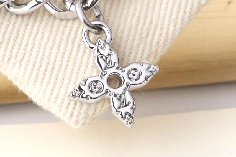 WrinkleFree Louis Vuitton Bracelets 256895