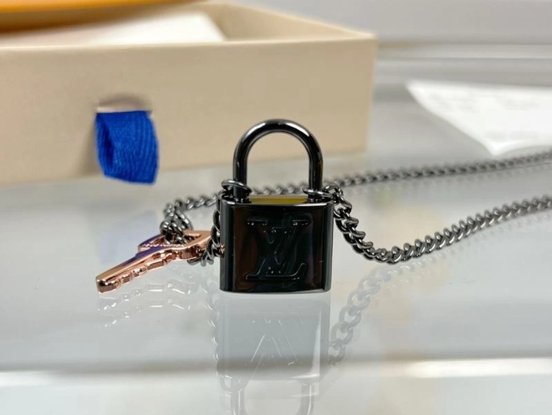 Practical Louis Vuitton Bracelets 256883