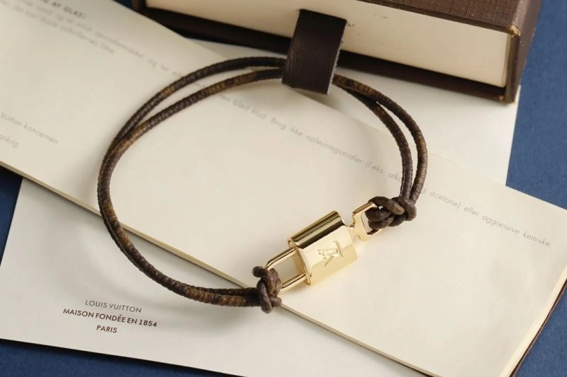 Colorful Louis Vuitton Bracelets 256867