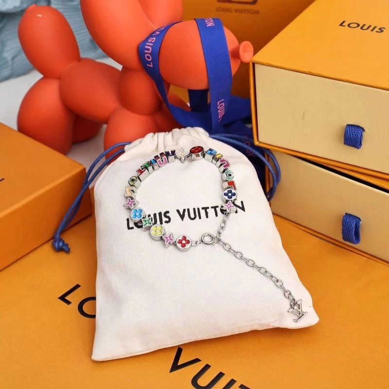 Louis Vuitton Bracelets TechFriendly 256600
