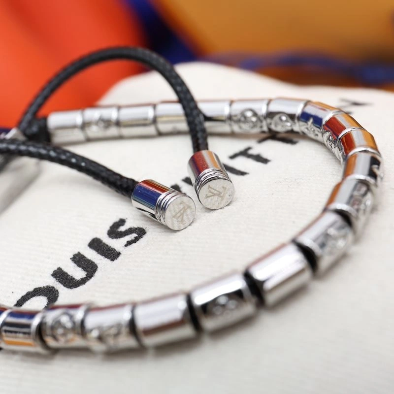 Soft Louis Vuitton Bracelets 256889