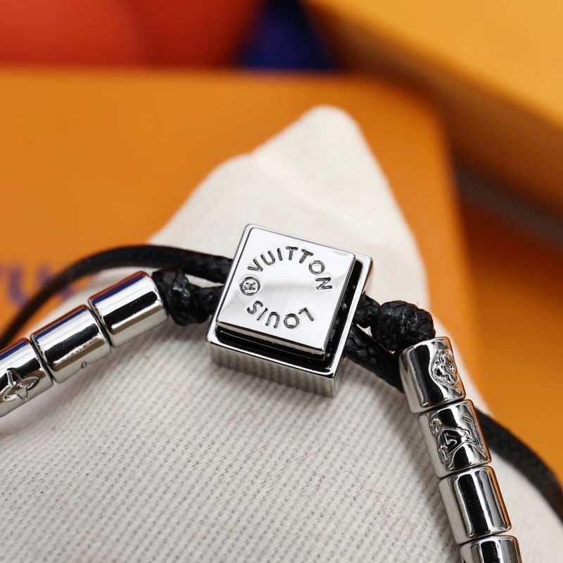 Soft Louis Vuitton Bracelets 256889