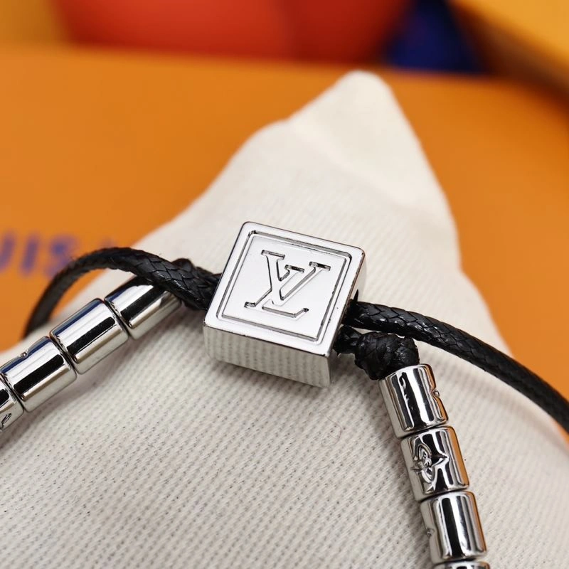 Soft Louis Vuitton Bracelets 256889