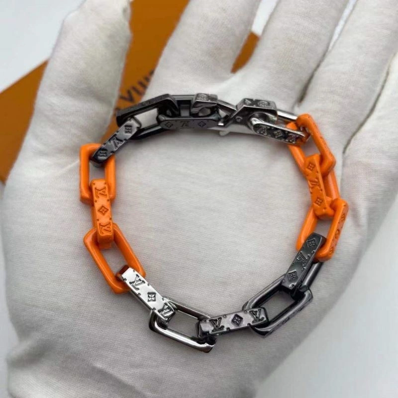 Louis Vuitton Bracelets Premium 256880