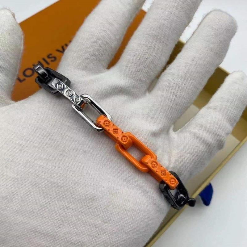 Louis Vuitton Bracelets Premium 256880