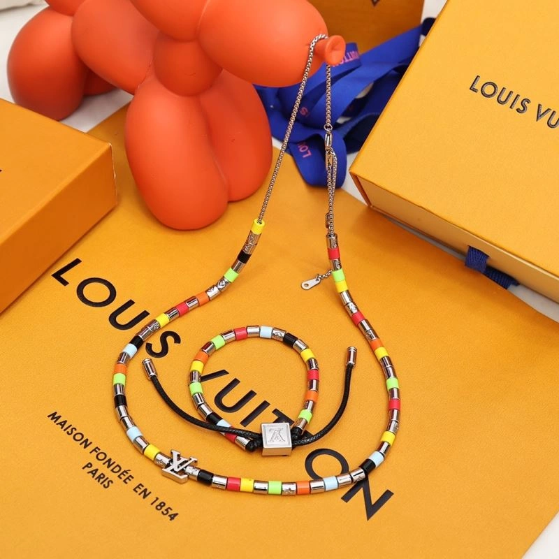 Flexible Louis Vuitton Bracelets 256888