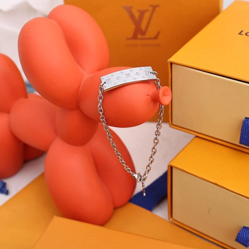 Popular Louis Vuitton Bracelets 256882