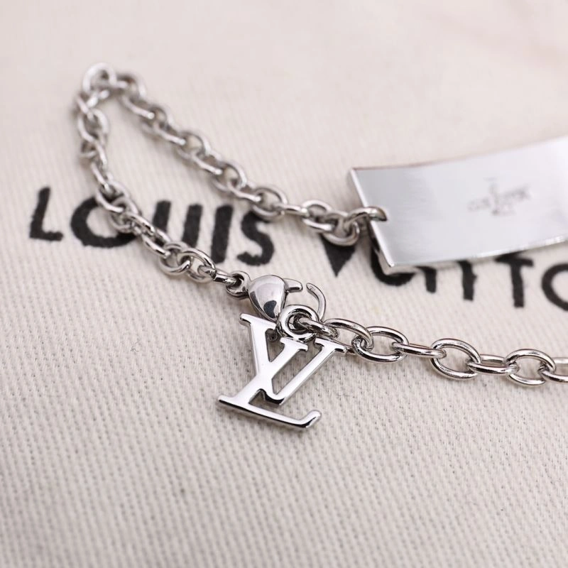 Popular Louis Vuitton Bracelets 256882