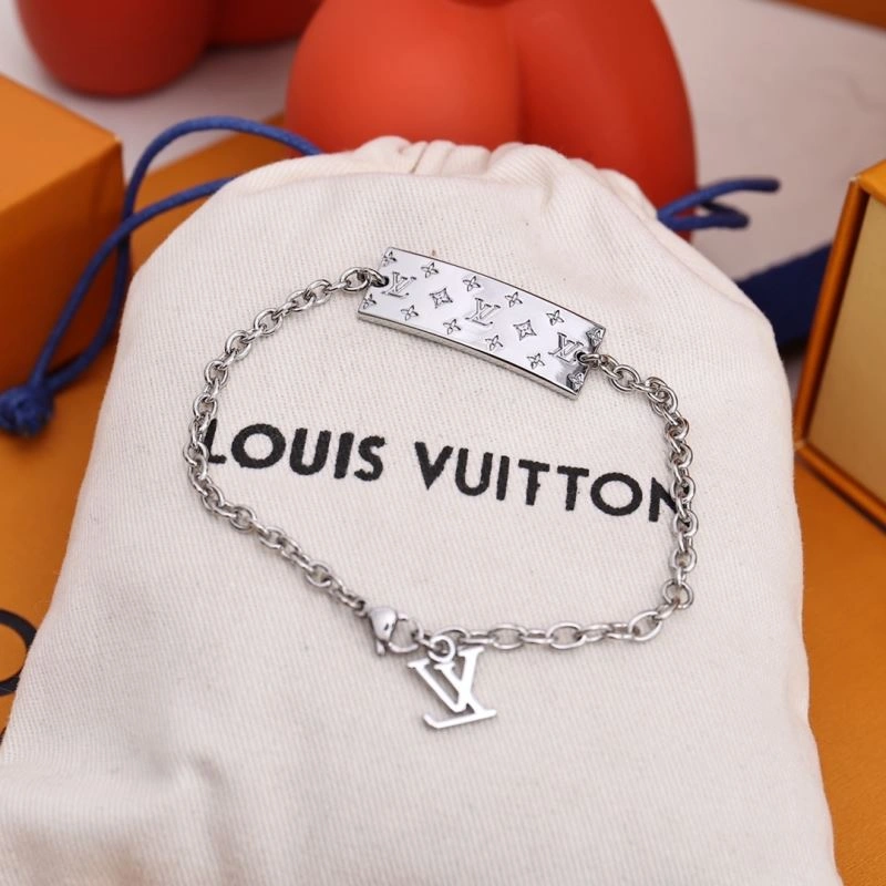 Popular Louis Vuitton Bracelets 256882