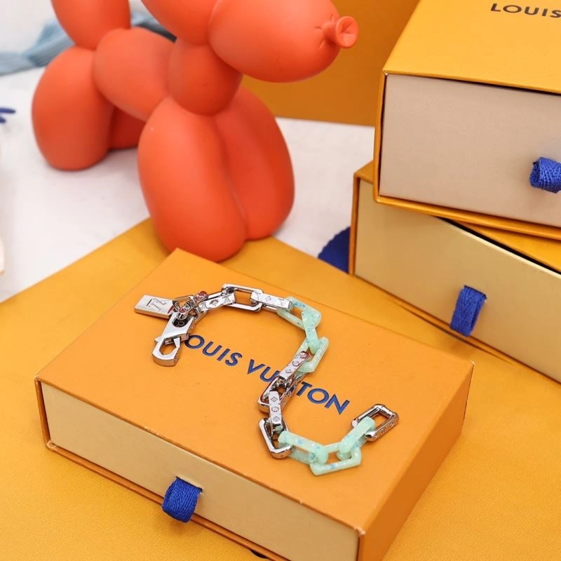 Louis Vuitton Bracelets Durable 256892