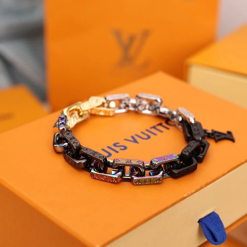 AllSeason Louis Vuitton Bracelets 256887